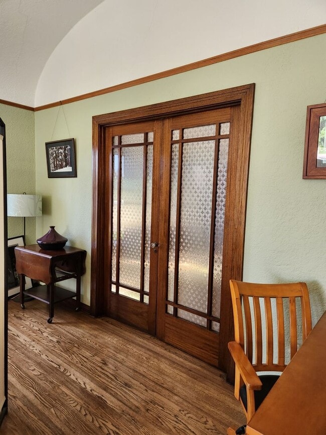 Photo - Furnished Room For Rent- Talmadge Dr./ Kensington Unit Room 2