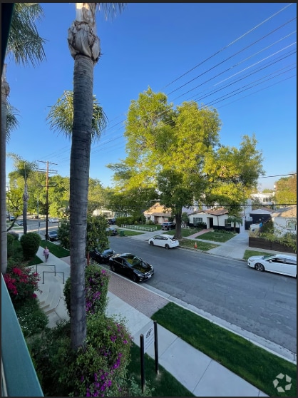 Building Photo - 4501 Cedros Ave Unit 202 Rental