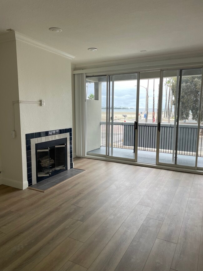 Photo - 5039 E Ocean Blvd Unit 3