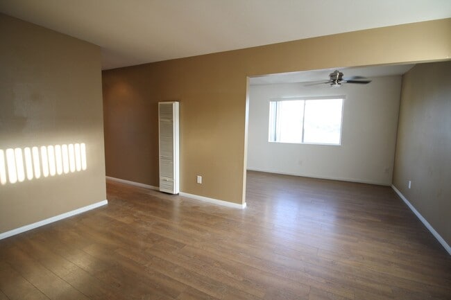 Photo - 3488-3494 Monroe Avenue Unit 3492