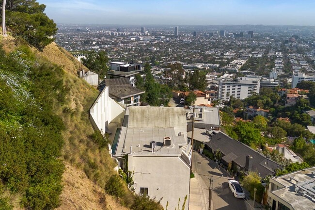 Photo - 8435 Franklin Ave