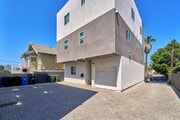 Photo - 1141 1/2 Irolo St Townhome