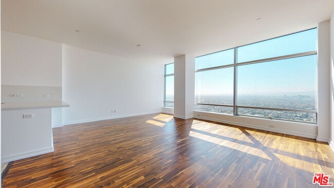 Photo - 900 W Olympic Blvd Unit 32D