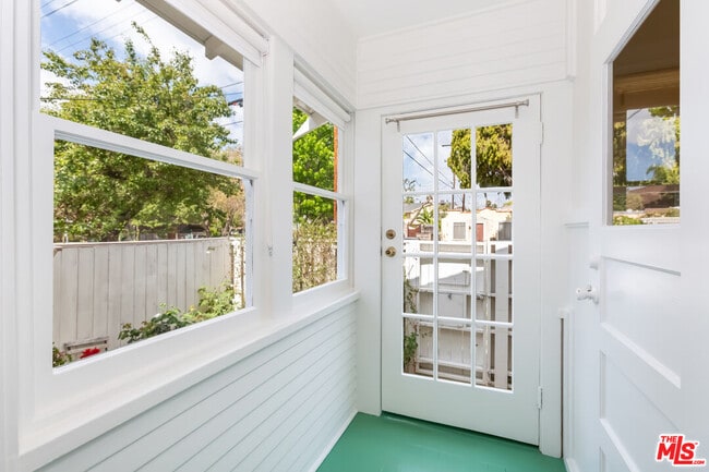 Photo - 9980 Braddock Dr