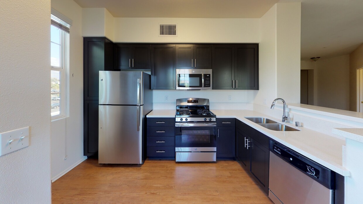 3D Tour - Bridgeport Coast Apartments