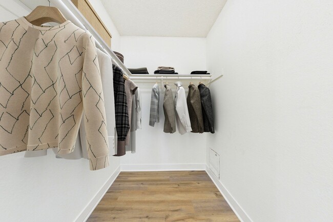 Photo - Gilmore Apartments Van Nuys