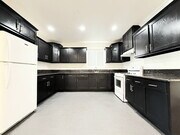 Photo - 114 W 50th St