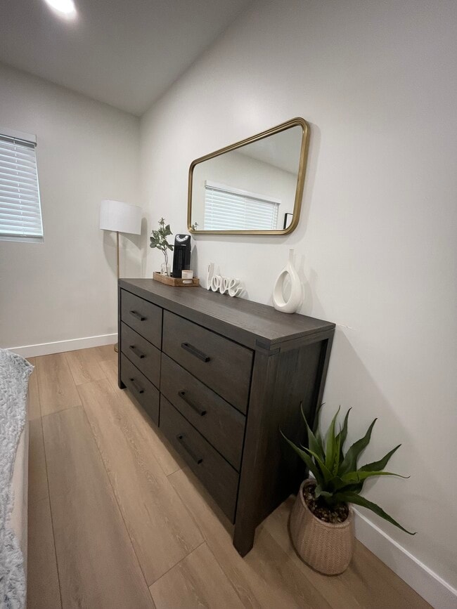 Photo - 2402 W Pomona St