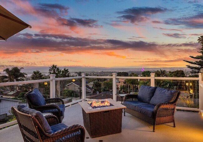 Photo - Exquisite Coastal Living- Ocean Beach