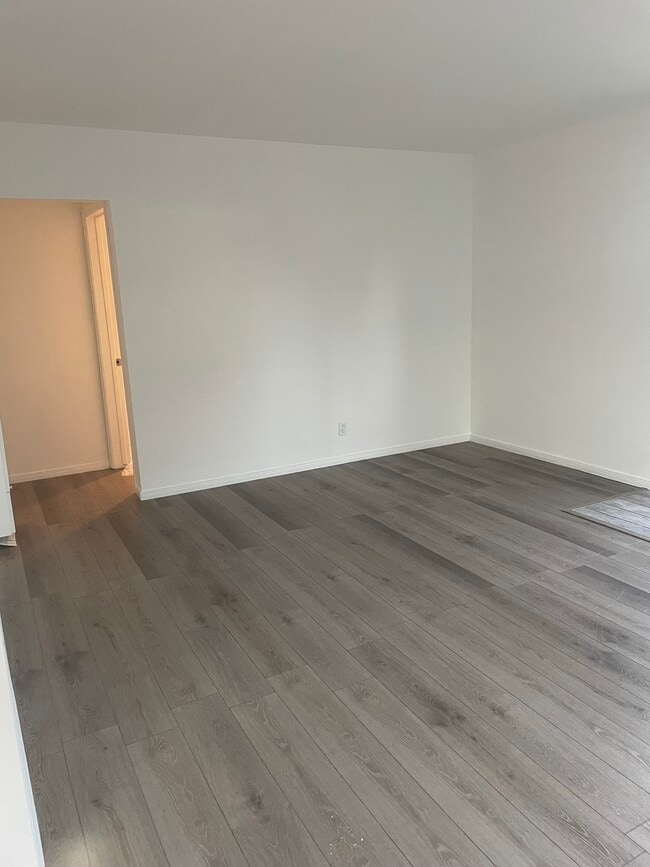 Photo - 2295 Orange Ave