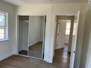 Photo - 1335 W Adams Blvd Apartments Unit 1333