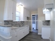 Photo - 215 E Scott St