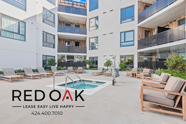 Photo - 1860 N Western Ave Unit 119