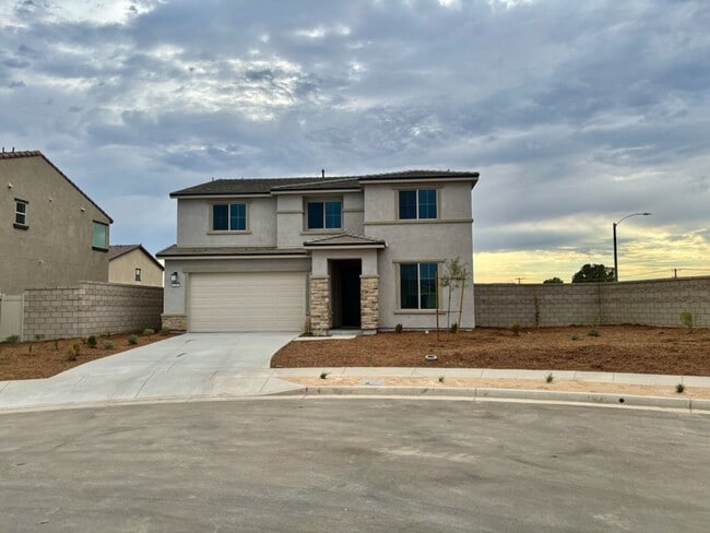 Brand New two-story 6 Bedrooms, 3 Baths So... - Brand New two-story 6 Bedrooms, 3 Baths So... House