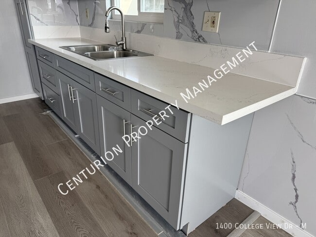 Photo - 1400 College View Dr Unit M