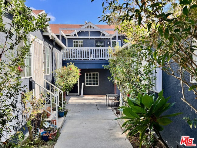 Photo - 656 N Dillon St