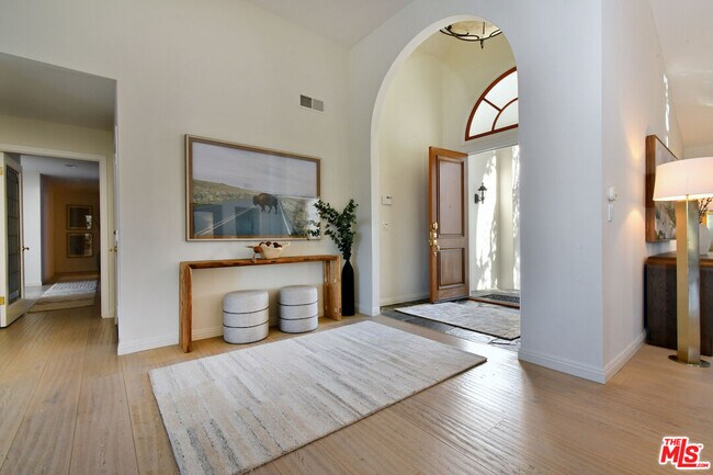 Photo - 3635 Fawndale Pl