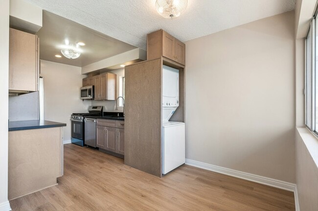 Photo - 2508 Aviation Blvd Unit B