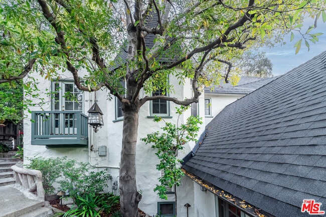 Photo - 8066 Woodland Ln