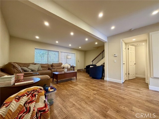 Photo - 618 Briarwood Ln