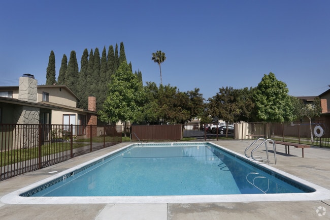 Pool - Del Amo Village