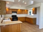 Photo - 3 Bedroom Home Country Living in Santa Barbara - Pets Considered - Available Now