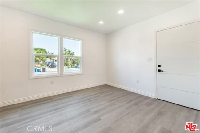 Photo - 11912 Elkwood St