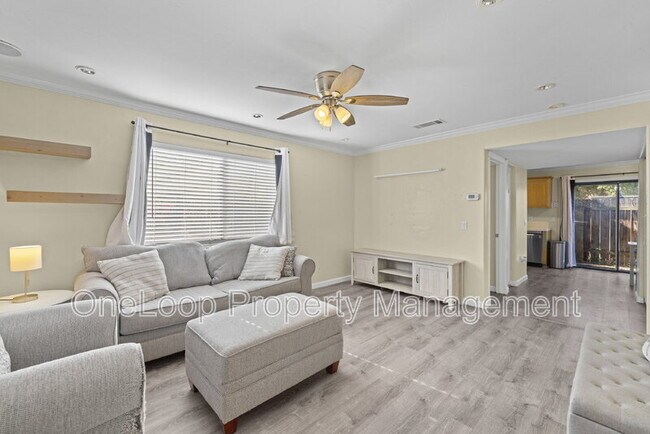 Photo - 2648 Alpine Blvd Unit A