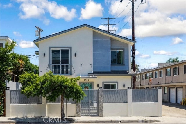 Building Photo - 1556 S Bundy Dr