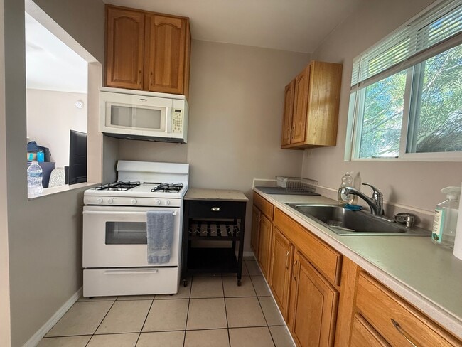 Photo - 359 W Amar St Unit 361