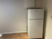 Kitchen - 9211 Fermi Ave Unit 2