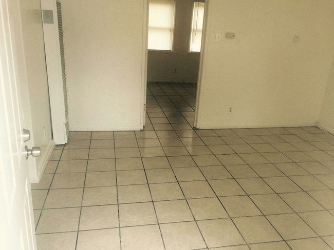 Photo - 25660 Base Line St