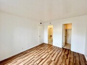 Photo - 3917 Spring Dr Unit 05