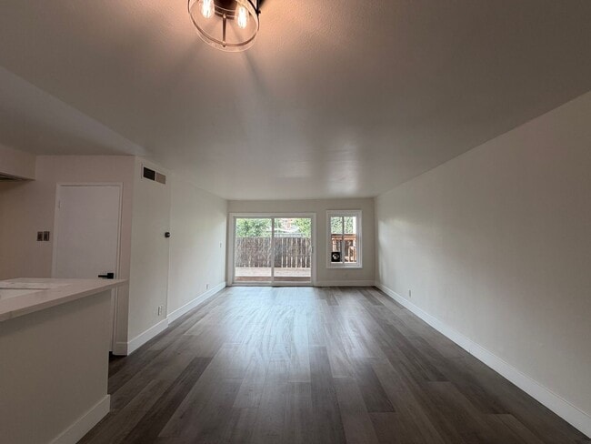 Photo - Cat-Friendly Condo with Private Cat Patio Enclosure + Resort-Style Amenities in Tarzana!