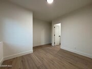 Photo - 1535 Wallace - Apartment Unit B St