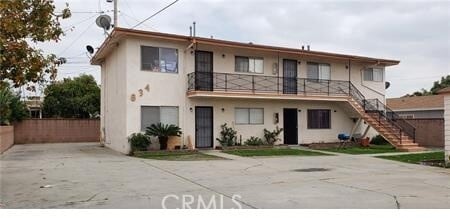 Building Photo - 834 S Greenwood Ave