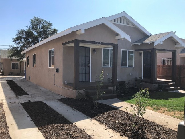 Photo - 712 W 54th St Unit 712 W. 54th Street