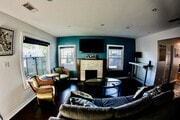 Photo - Charming 3 bedroom 2 bathroom in City Heights House
