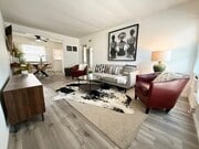Photo - 14122 Delano St Apartments Unit B