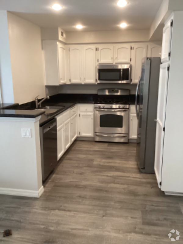 Building Photo - 12261 Carmel Vista Rd Unit 176 Rental