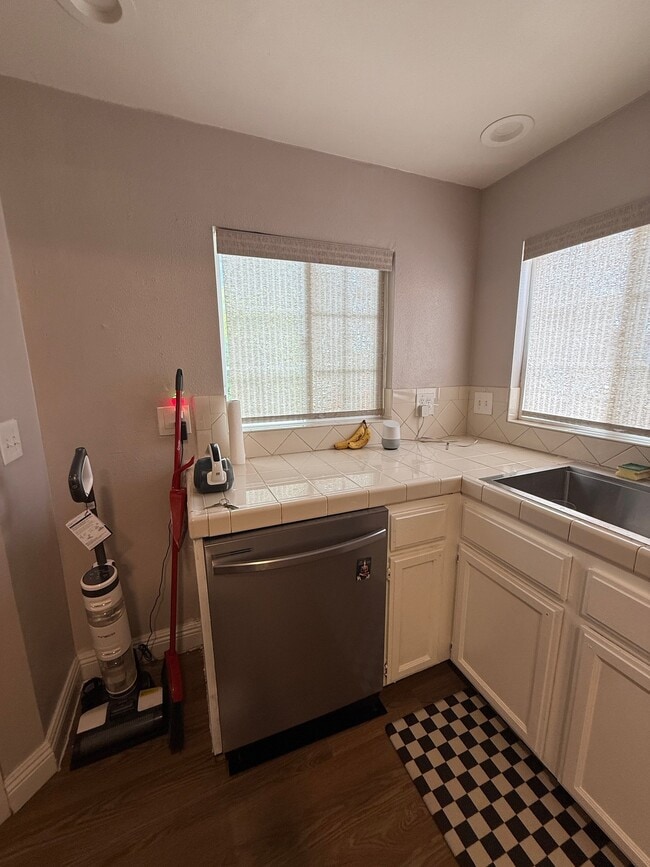 Photo - 317 W Green St Unit 317 w green st Claremont ca 91711