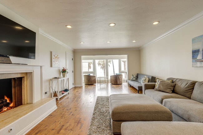 Building Photo - 1039 Coast Blvd Unit SI FL2-ID1546150P