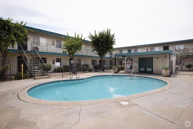 Building Photo - Valle at 9209 Kenwood Rental