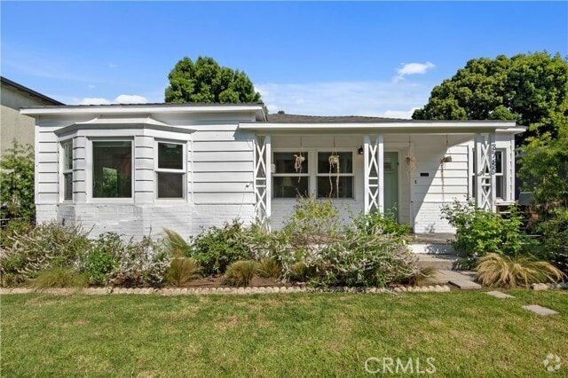Building Photo - 3780 Beethoven St Rental