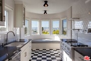 Photo - 908 Hyperion Ave