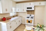 Photo - 614 E I St Townhome