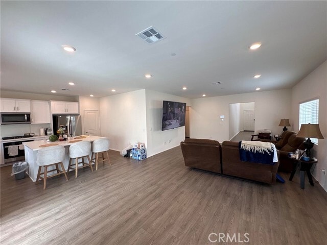 Photo - 27548 Luna Ave