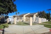 Photo - 7400 Blewett Ave