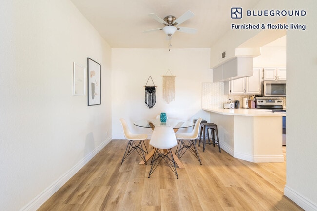 Photo - 624 Indian Oak Ln