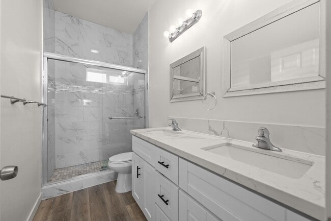 Photo - 6208 Pembroke Dr